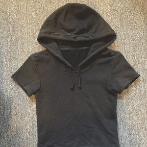 Alphalete shortsleeved hoodie